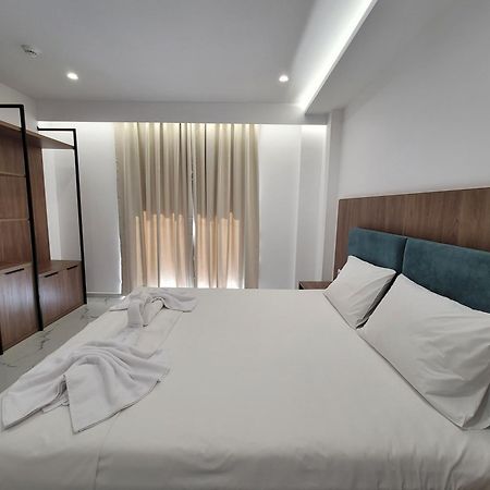 Prestige Hotel Ksamil Exteriör bild