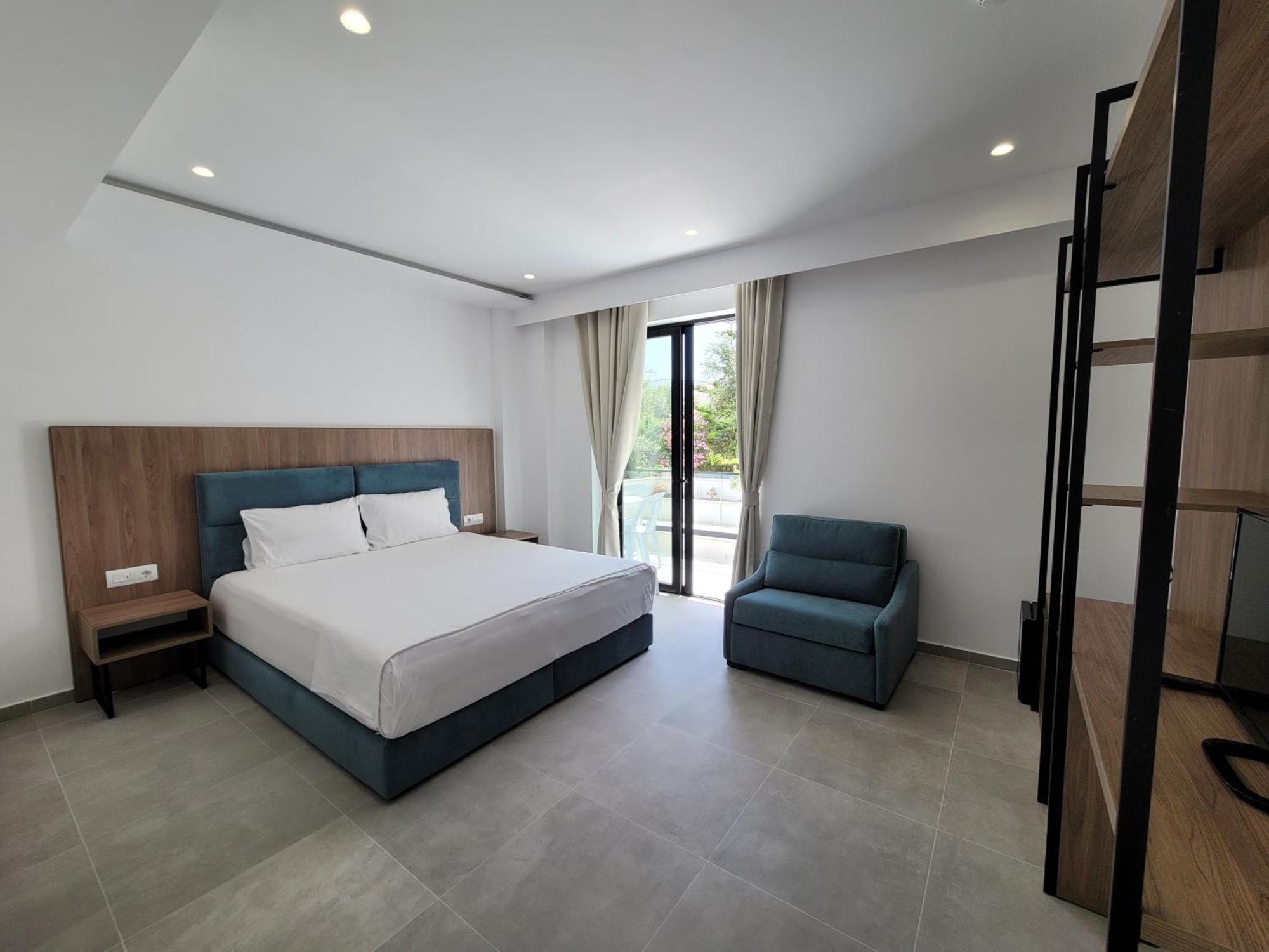Prestige Hotel Ksamil Exteriör bild
