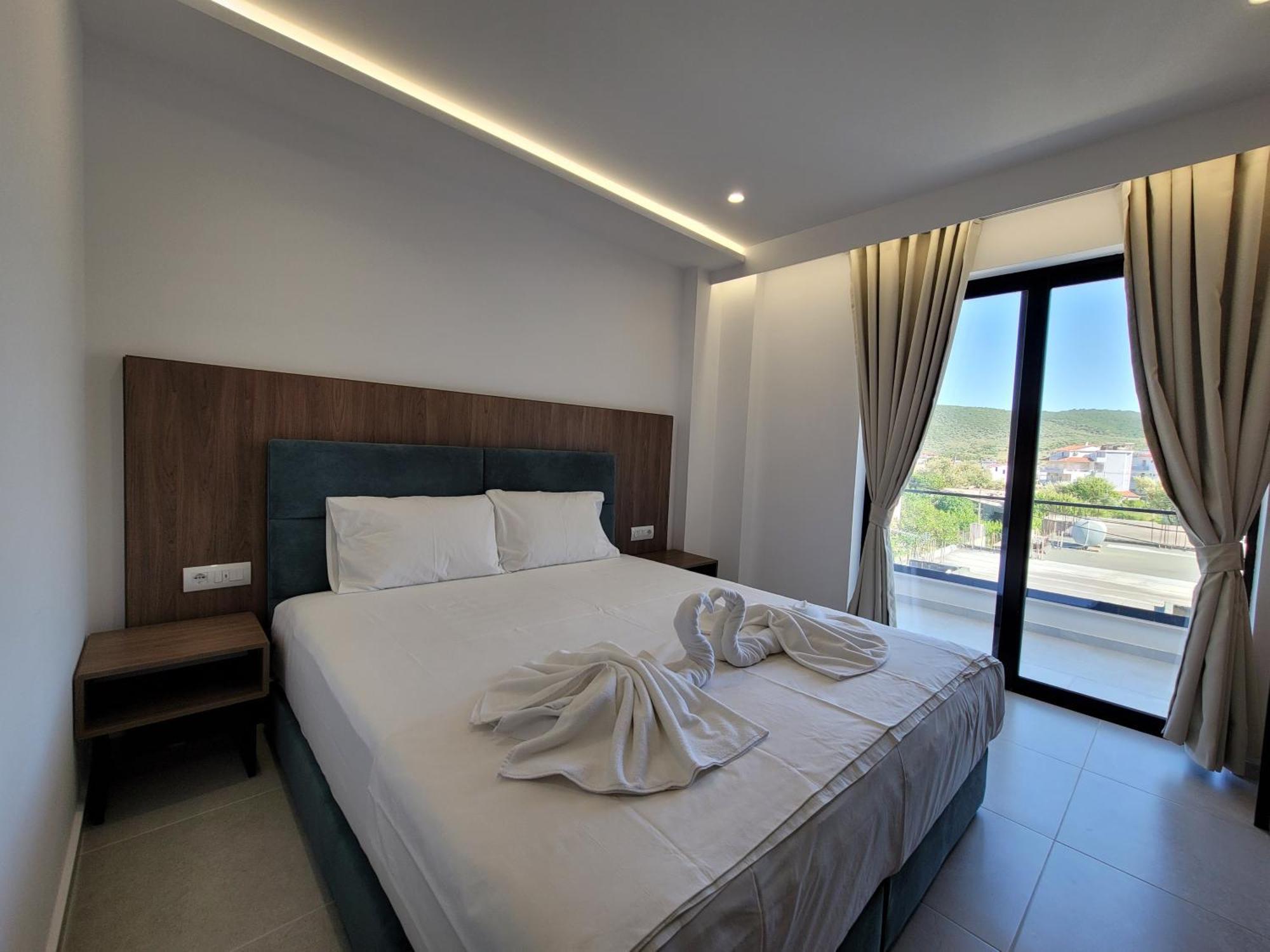 Prestige Hotel Ksamil Exteriör bild